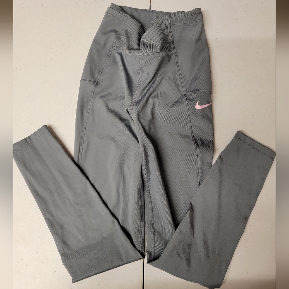 Nike leggings